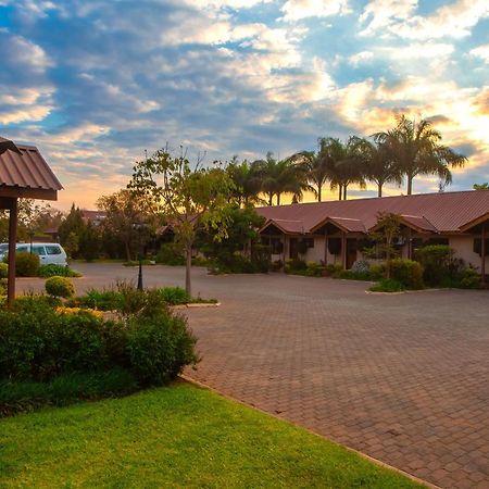 Shakespeare Court Serviced Apartments Lusaka Buitenkant foto